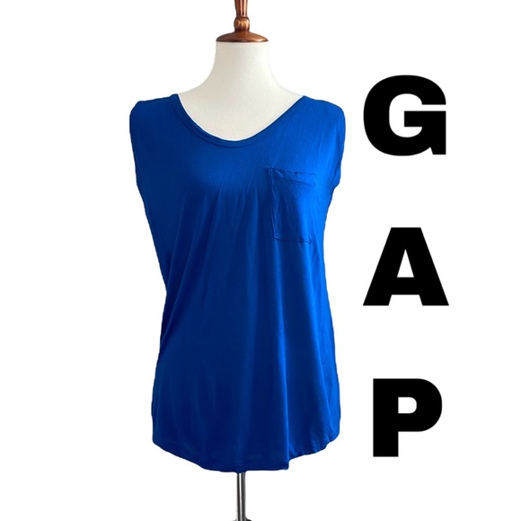 GAP Tops - Gap cap sleeve t-shirt free with any purchase